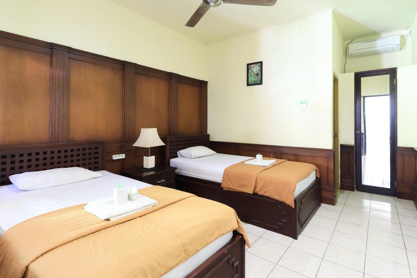 Sari Indah Cottages Кута Экстерьер фото